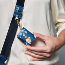 Load image into Gallery viewer, Dillon - Ceci Indigo Floral/Gold